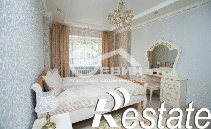2-комн квартира улица Достоевского, 8,  д. 8