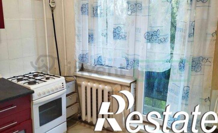 1-комн квартира улица Подполковника Емельянова, 248,  д. 248