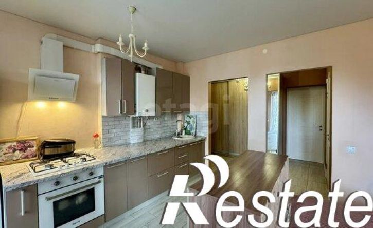 2-комн квартира улица Александра Суворова, 148Б,  д. 148Б