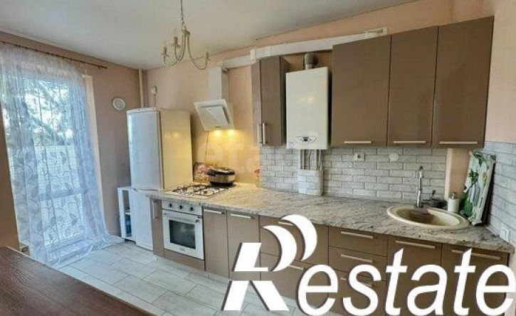 2-комн квартира улица Александра Суворова, 148Б,  д. 148Б