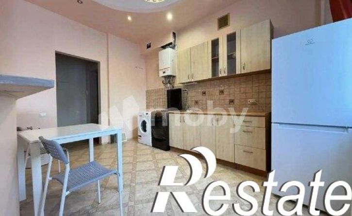 2-комн квартира улица Куйбышева, 100,  д. 100