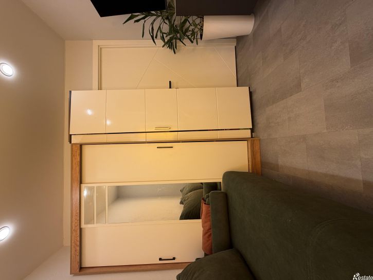 3-комн квартира Октябрьская , 67