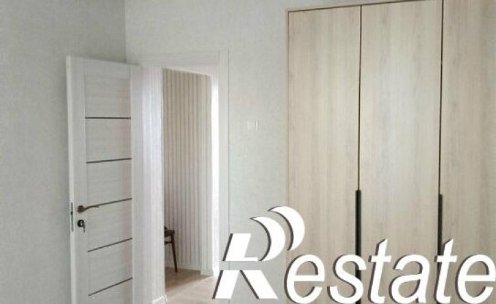 3-комн квартира улица Чаадаева, 35-37,  д. 35-37