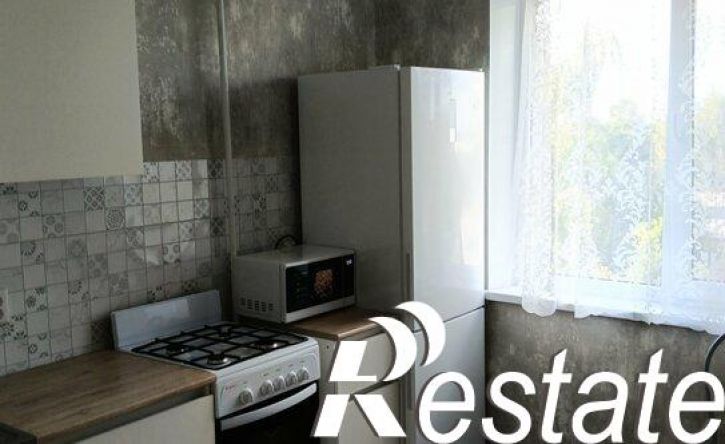 3-комн квартира улица Чаадаева, 35-37,  д. 35-37