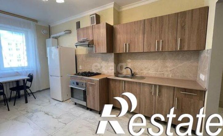 2-комн квартира Коммунистическая улица, 24,  д. 24
