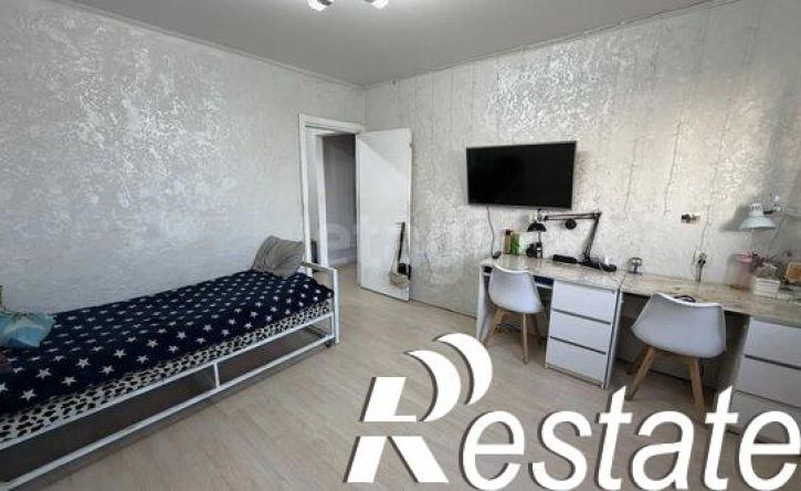 2-комн квартира улица Чаадаева, 27,  д. 27