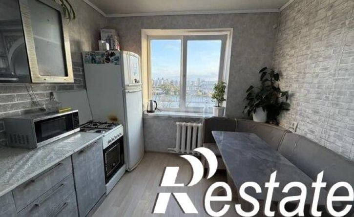 2-комн квартира улица Чаадаева, 27,  д. 27
