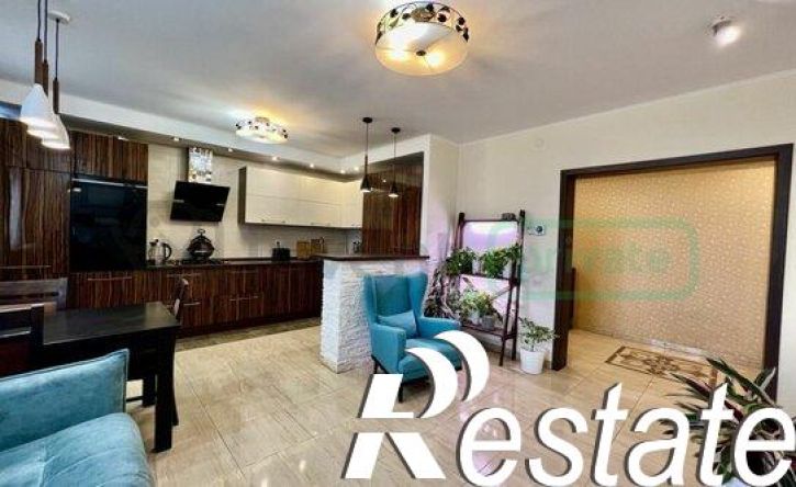3-комн квартира улица Юрия Гагарина, 16Б,  д. 16Б