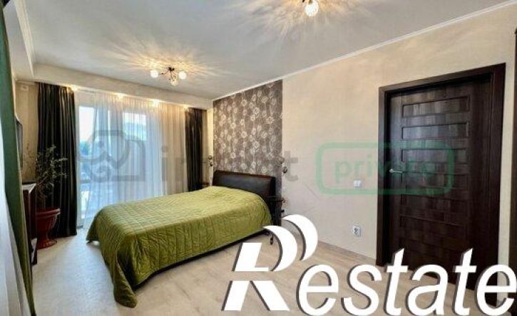 3-комн квартира улица Юрия Гагарина, 16Б,  д. 16Б