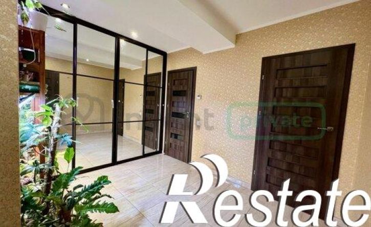 3-комн квартира улица Юрия Гагарина, 16Б,  д. 16Б