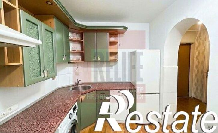 4-комн квартира улица Гайдара, 125,  д. 125