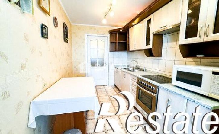 3-комн квартира улица 9-го Апреля, 5-7,  д. 5-7