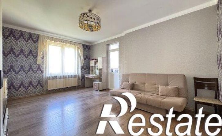 3-комн квартира улица Олега Кошевого, 13,  д. 13