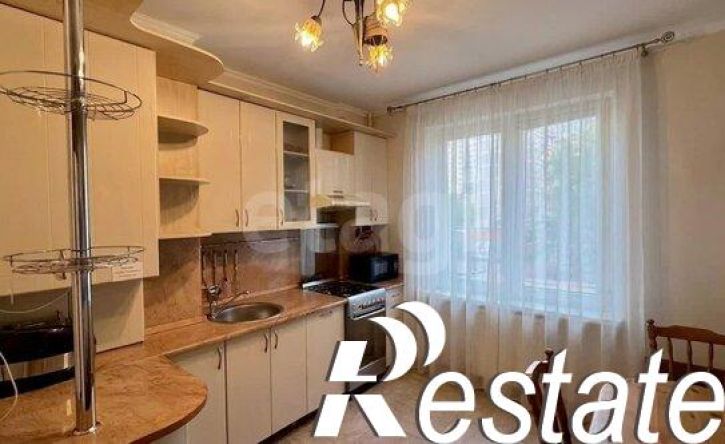 2-комн квартира улица Олега Кошевого, 5,  д. 5