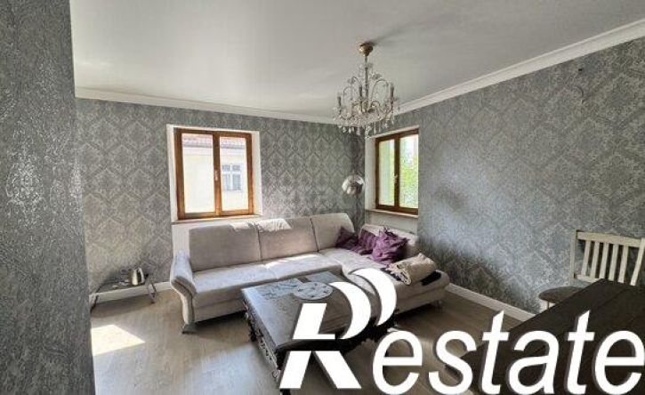 2-комн квартира улица Лейтенанта Яналова, 22; 24,  д. 22; 24
