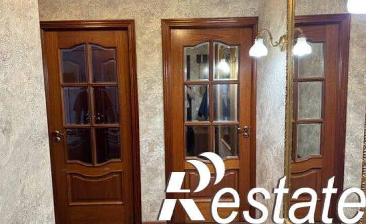 2-комн квартира улица Подполковника Емельянова, 53,  д. 53