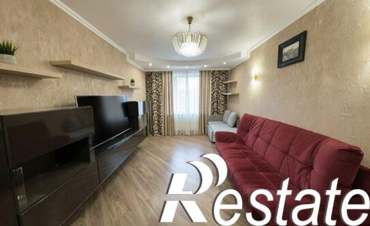 2-комн квартира улица Подполковника Емельянова, 53,  д. 53