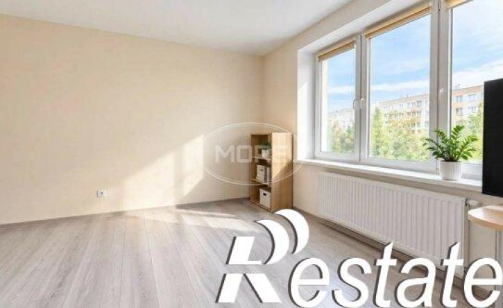 2-комн квартира улица Баженова, 13Б,  д. 13Б