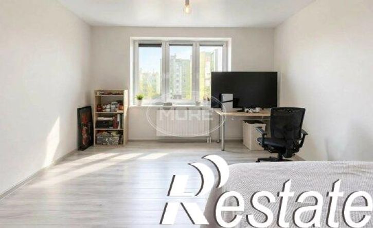 2-комн квартира улица Баженова, 13Б,  д. 13Б