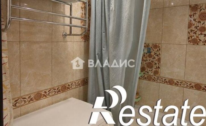 3-комн квартира улица Гайдара, 93,  д. 93