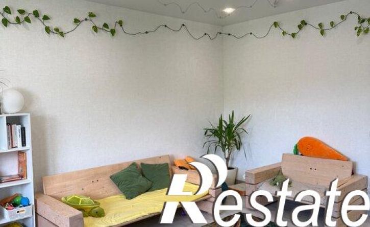 5-комн квартира улица Докука, 27A,  д. 27A